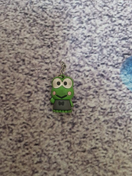 Продаю брелок для ключей