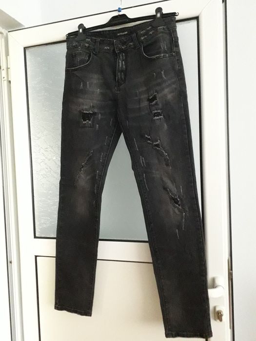 Мъжки дънки- размер 34