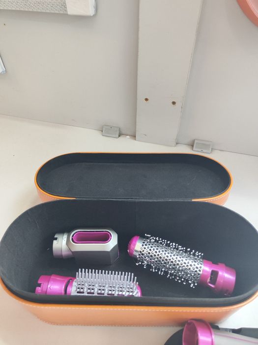 Фен для волос дайсон