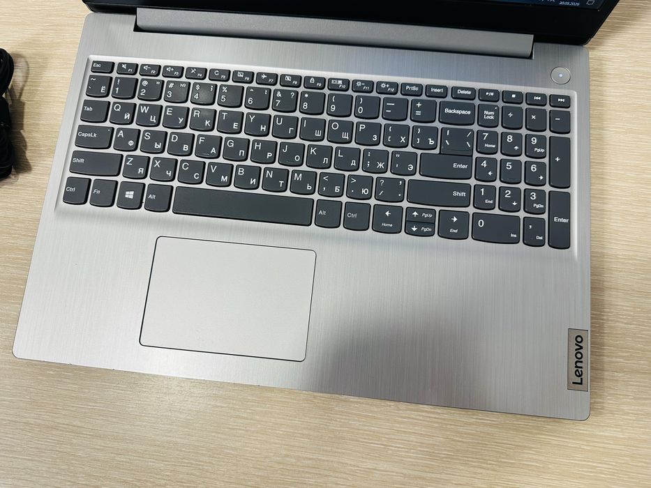 Ноутбук Lenovo