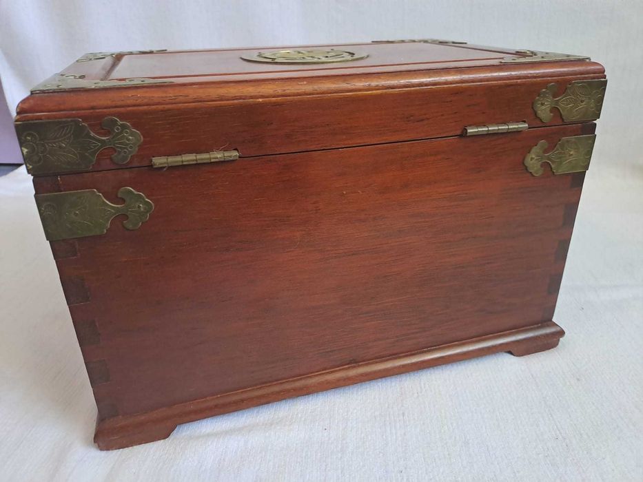 caseta dulapior bijuterii lemn trandafir bronz 31/21/20 cm