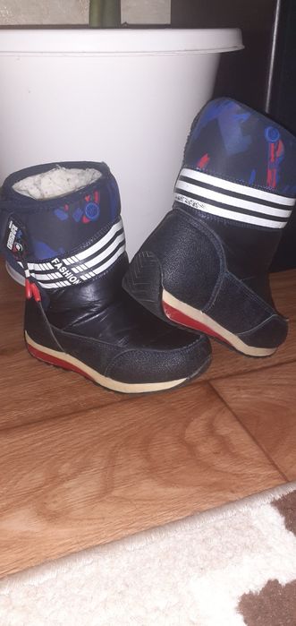 Продам обувь на мальчика