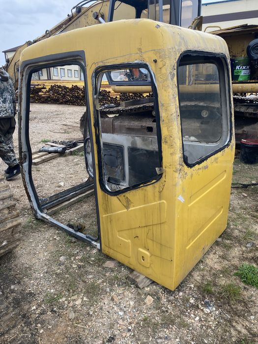 Продам кабину на экскаватор