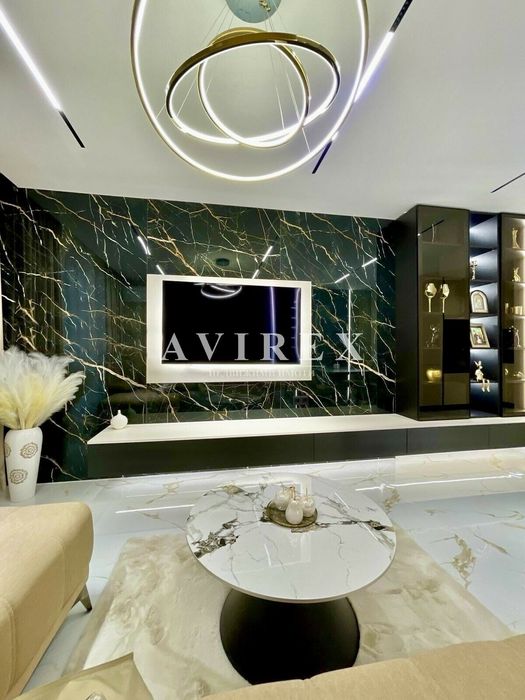 Дава се под наем Тристаен апартамент в Пловдив, Център - 130 кв.м за 917.49 € - Снимка #9