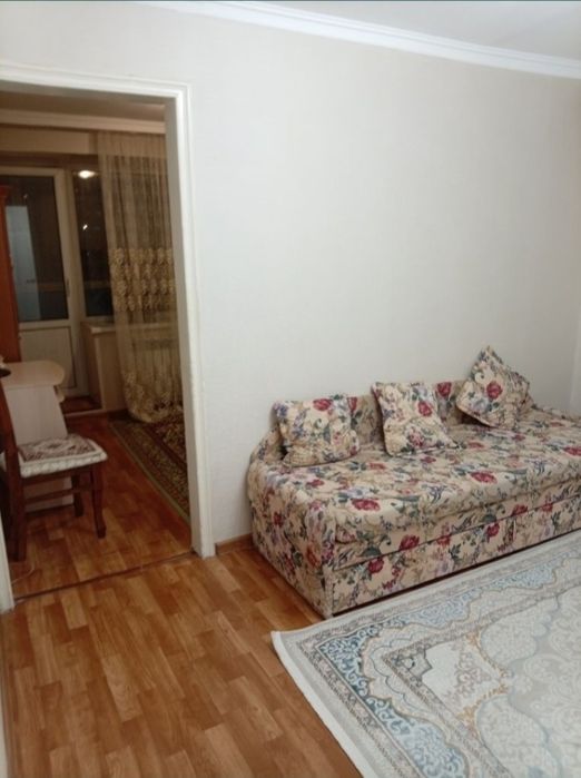 Продается 4-х комнатная на Республики