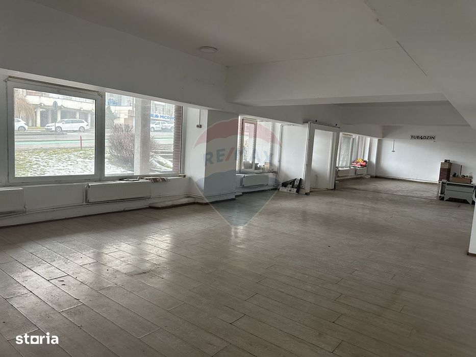 Spațiu comercial de 166mp de închiriat în zona Calea Romanului