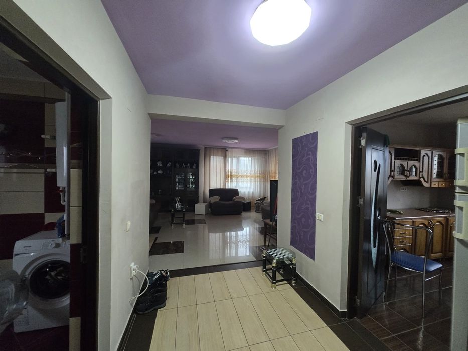 Casa  mobilata de vanzare