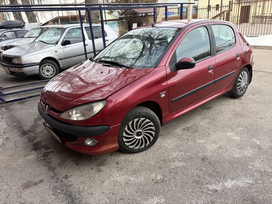 Продам пижо 206