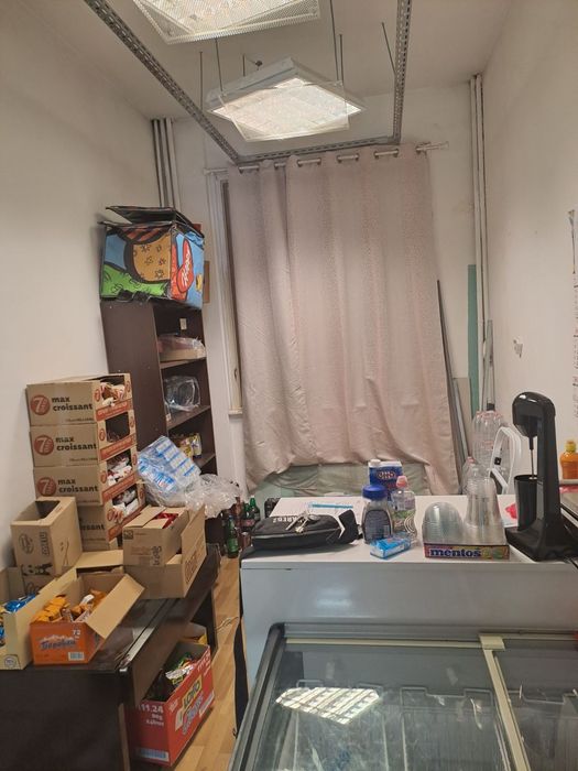 Дава се под наем Магазин в София, Докторски паметник - 45 кв.м за 612 € - Снимка #2