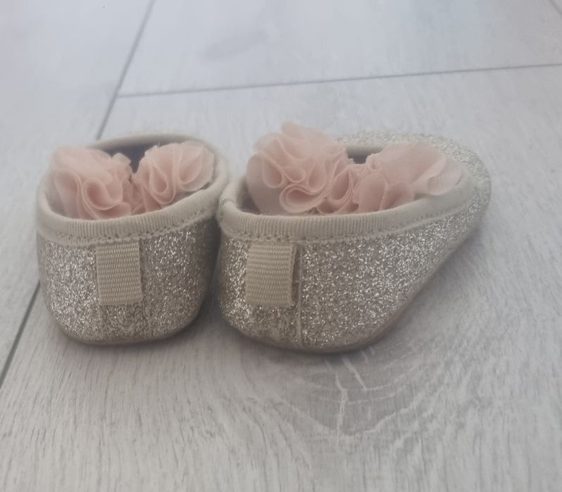 Balerini H&M masura 16-17 purtati o singura data