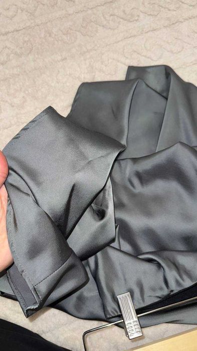 Сива сатенена миди пола, размер S/M