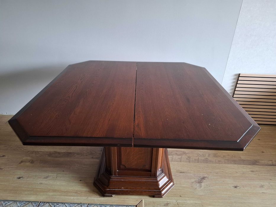 Антикварен Трапезен Комплект