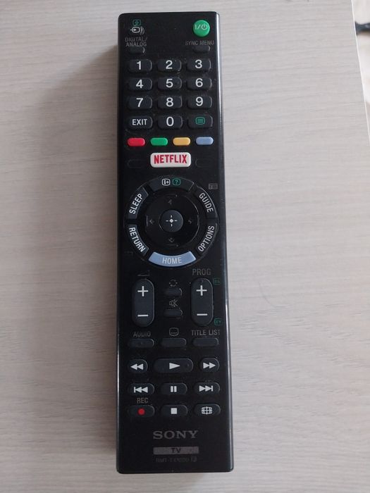 Большой смарт телевизор Sony 122см.