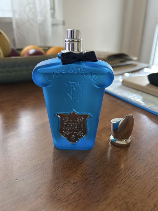 Нови и използвани парфюми от личната колекция.