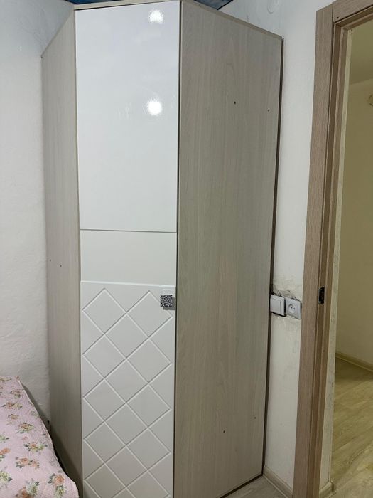 Шкаф угловой 2.04метр