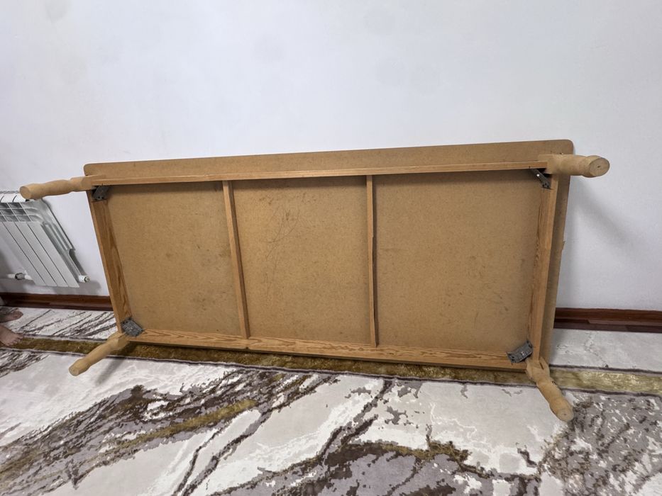 Продам стол 200 х 90