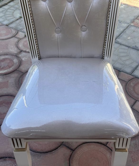 Новые стулья