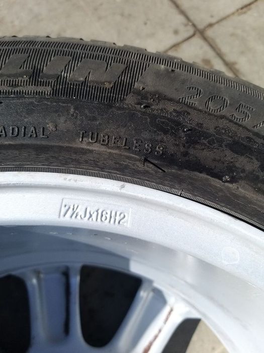 Janta aliaj cu anvelopa r16 205/55 r16 audi a3 8p