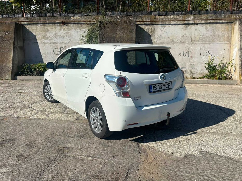 Vand Toyota Yaris Verso 2010 D4D