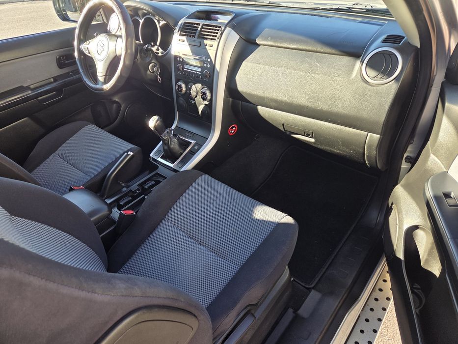 Suzuki Grand Vitara 1.6 Бензин/Газ