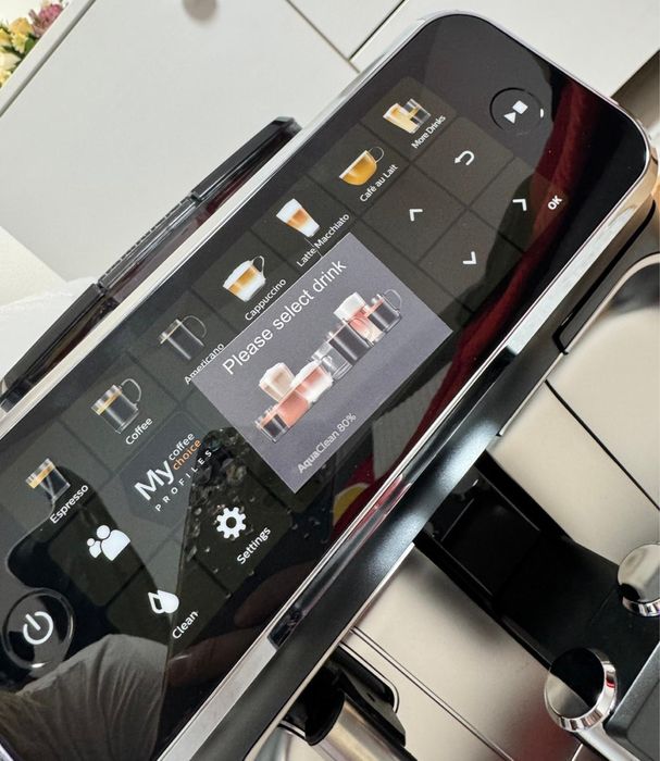 VÂND Espressor Philips 5400 Series – 12 băuturi – NOU, SIGILAT