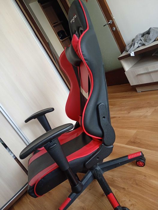 Scaun gaming confortabil