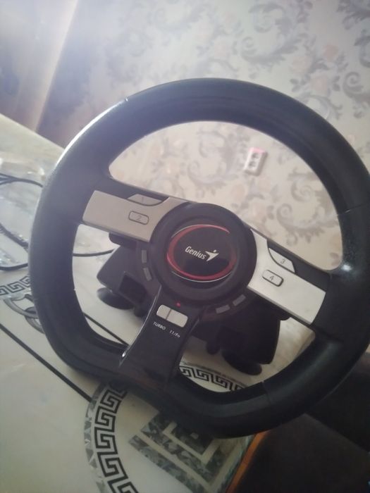 Рул игравои Состояние: Б/у