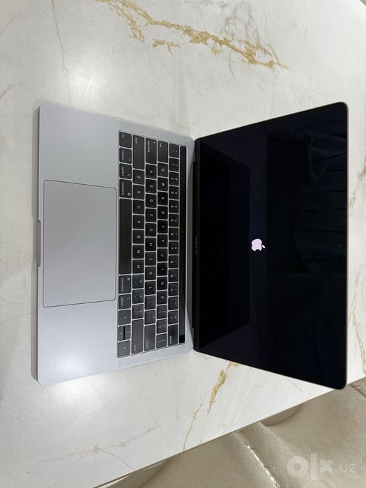 MacBook Pro 13’ TouchBar 2018. Core i5/8/256