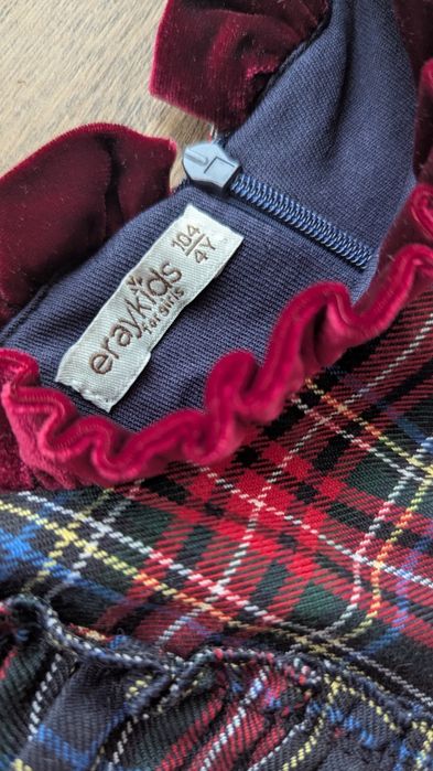 Карирана рокля с дълъг ръкав 104 р-р.