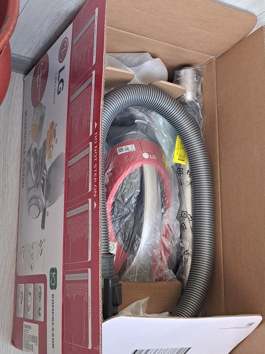Пылесос LG новый