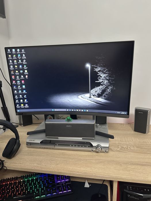 Vand pc de gaming cu tot cu monitor plus multe alte