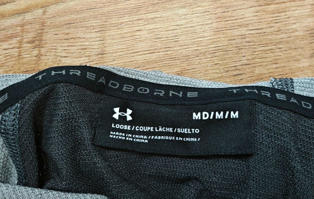 Under Armour Мъжка фланелка с качулка размер М