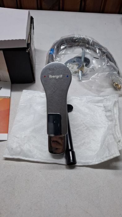 Ibergrif  смесител за баня,мивка,хромирана повърхност  против петна