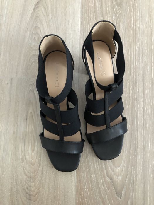 Vand sandale CCC marimea 39