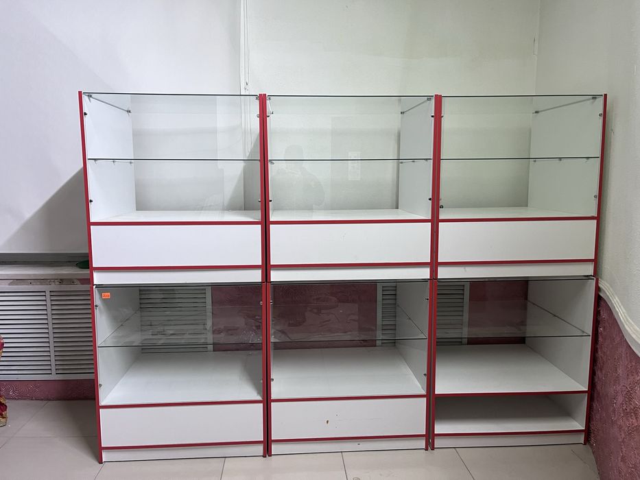 Продам торговые прилавки-витрины