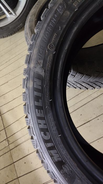 Две шины мишлен зима