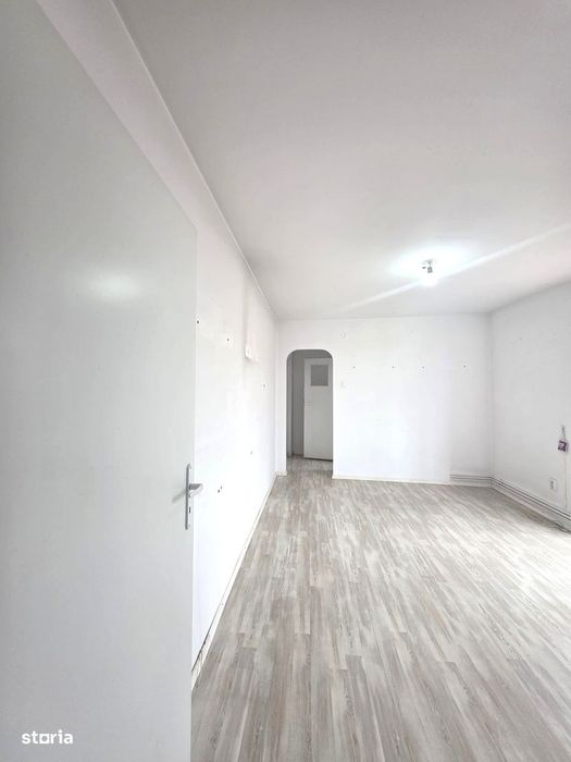 Calea Calarasilor -Traian -Garsonieră cochetă de 23 mp -56500 Euro