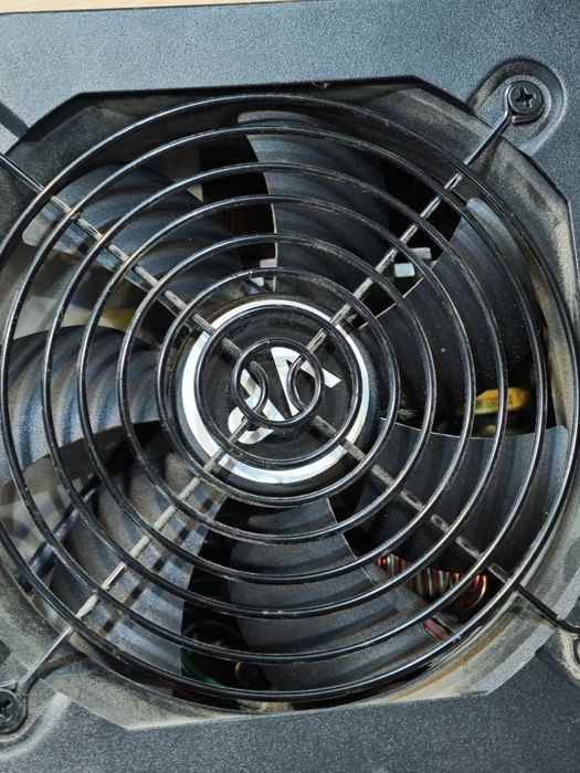 Блок питания Aerocool 550 Вт