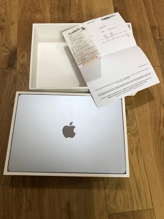 Macbook Air M4 256gb nou nefolosit
