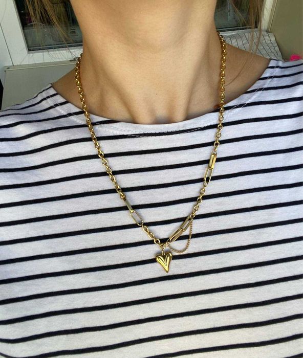 Позлатено колие със сърце