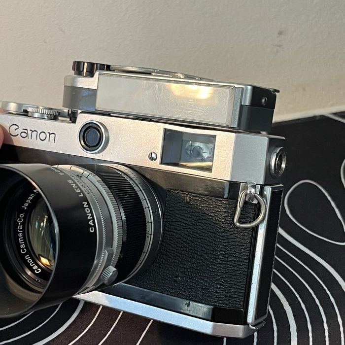 Aparat foto pe film Canon P