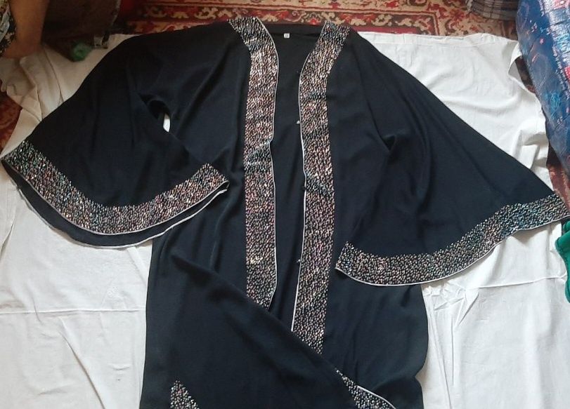 Abaya Dubayskiy svarovkiy toshlari blan