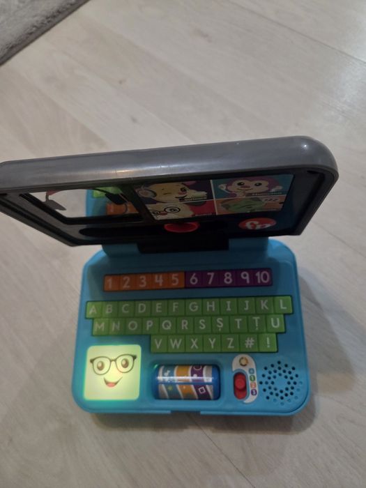 Vând Laptop copii, Fisher price, in stare foarte bună, pret 50lei