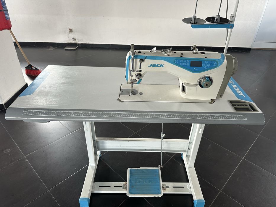 Професионални шевни машини