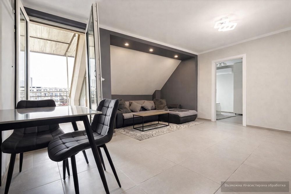 Тристаен апартамент под наем в Център