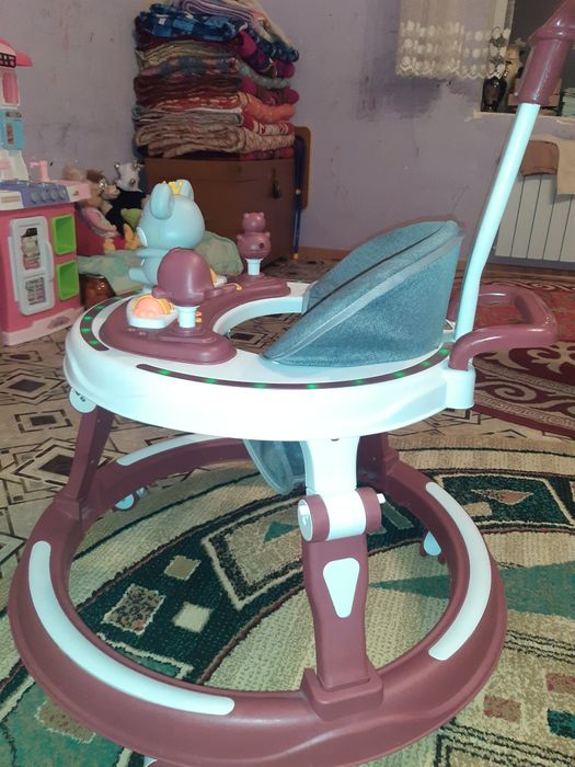 Продам ходунок с мелодии