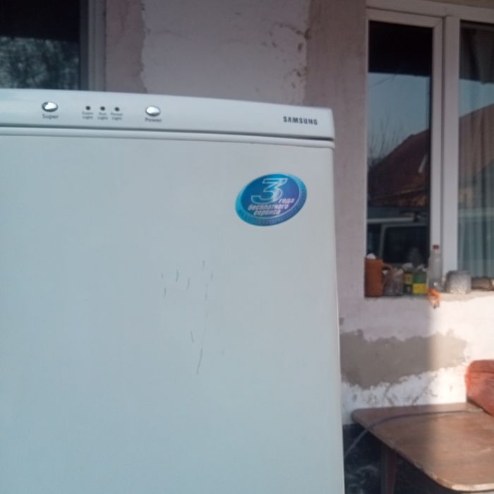 Холодильник продам