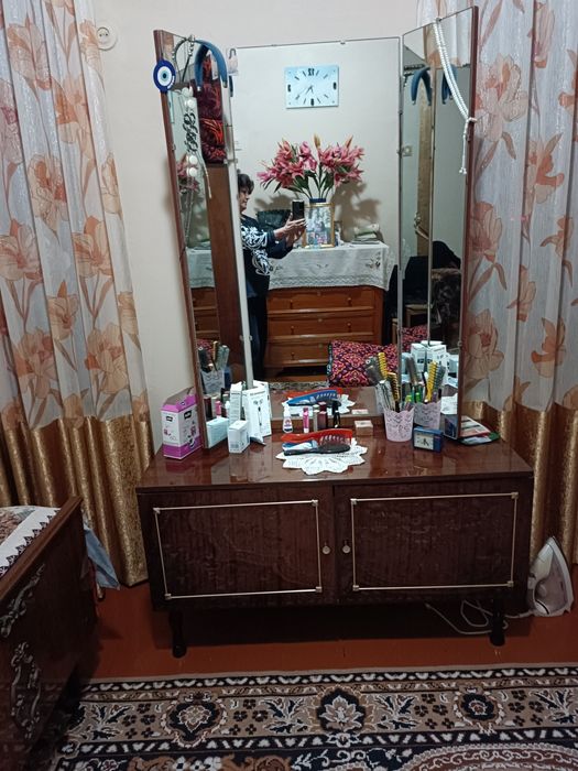 Трюмо б/у советская