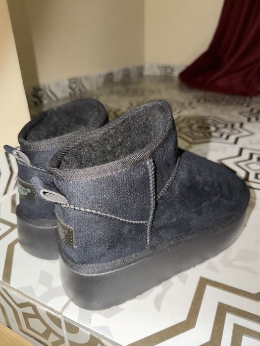Papuci UGG Tazz – Calitate Premium, Livrare Rapidă