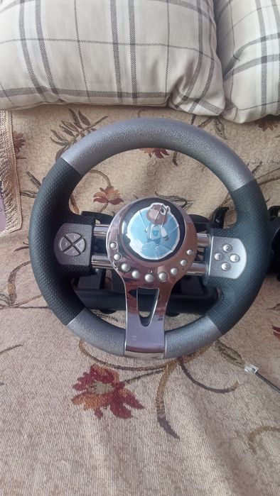 Игровой руль Defender